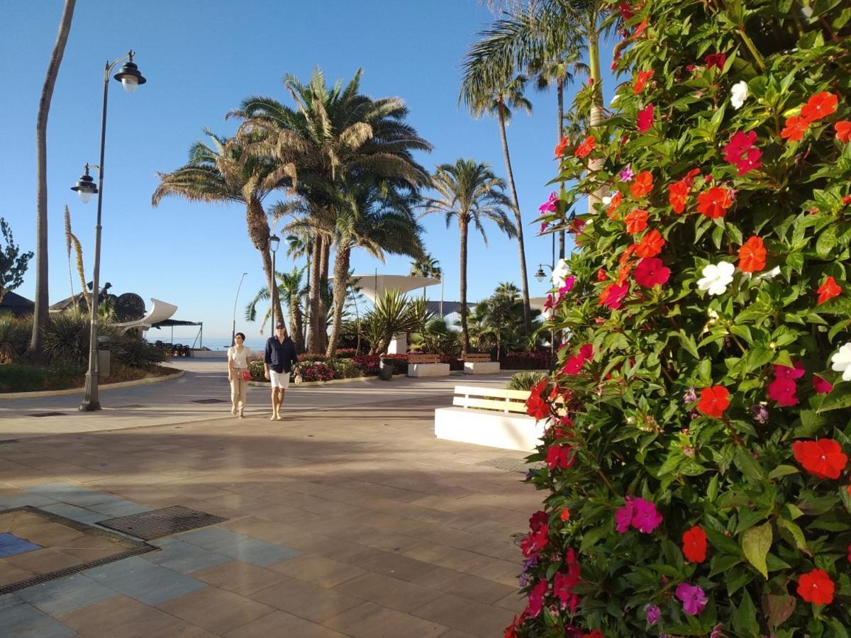 Hotel El Pilar Andalucia 埃斯特波纳 外观 照片